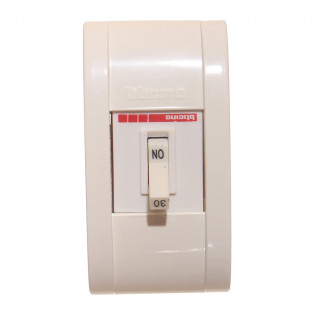 مفتاح حماية سوليدا 30 امبير أبيض بيتشينو